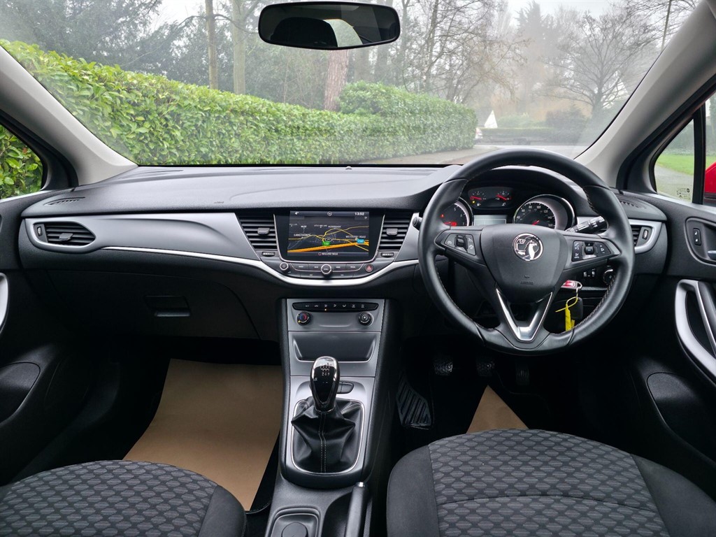 Used Vauxhall Astra 2017 for sale - 77354016: Photo 13