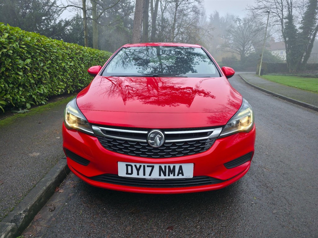Used Vauxhall Astra 2017 for sale - 77354016: Photo 2