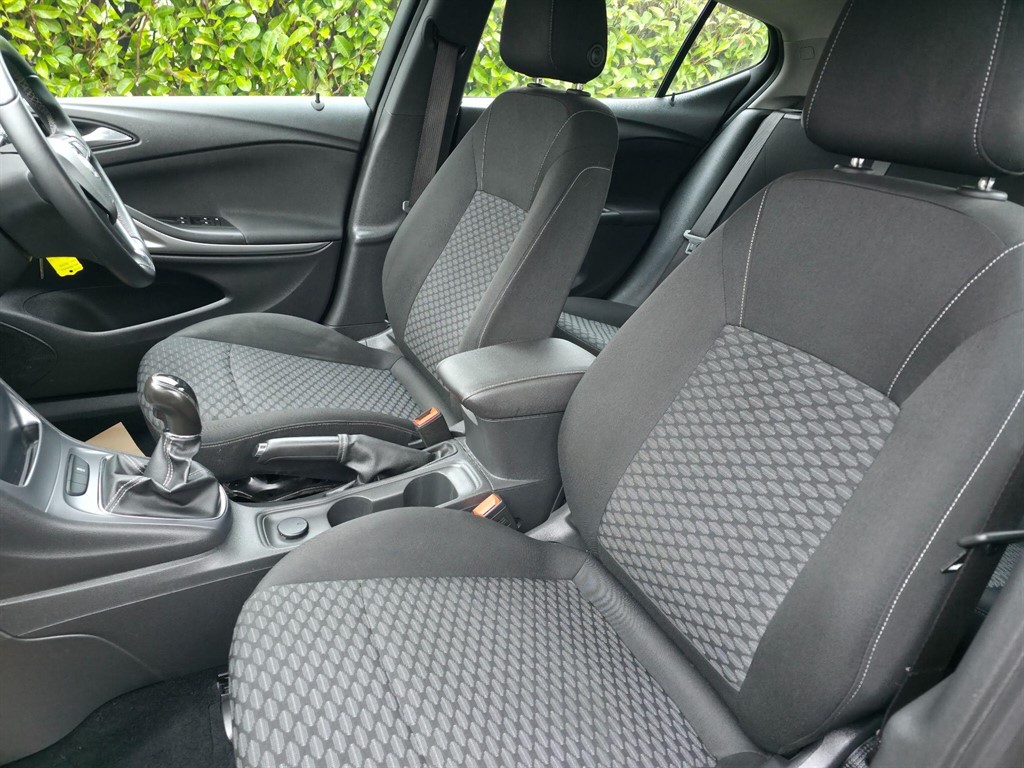 Used Vauxhall Astra 2017 for sale - 77354016: Photo 30