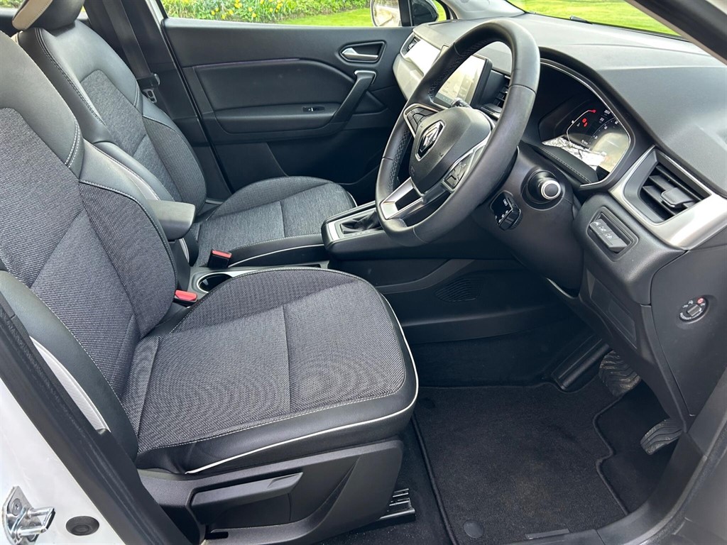 Used Renault Captur 2021 for sale - 77988848: Photo 24