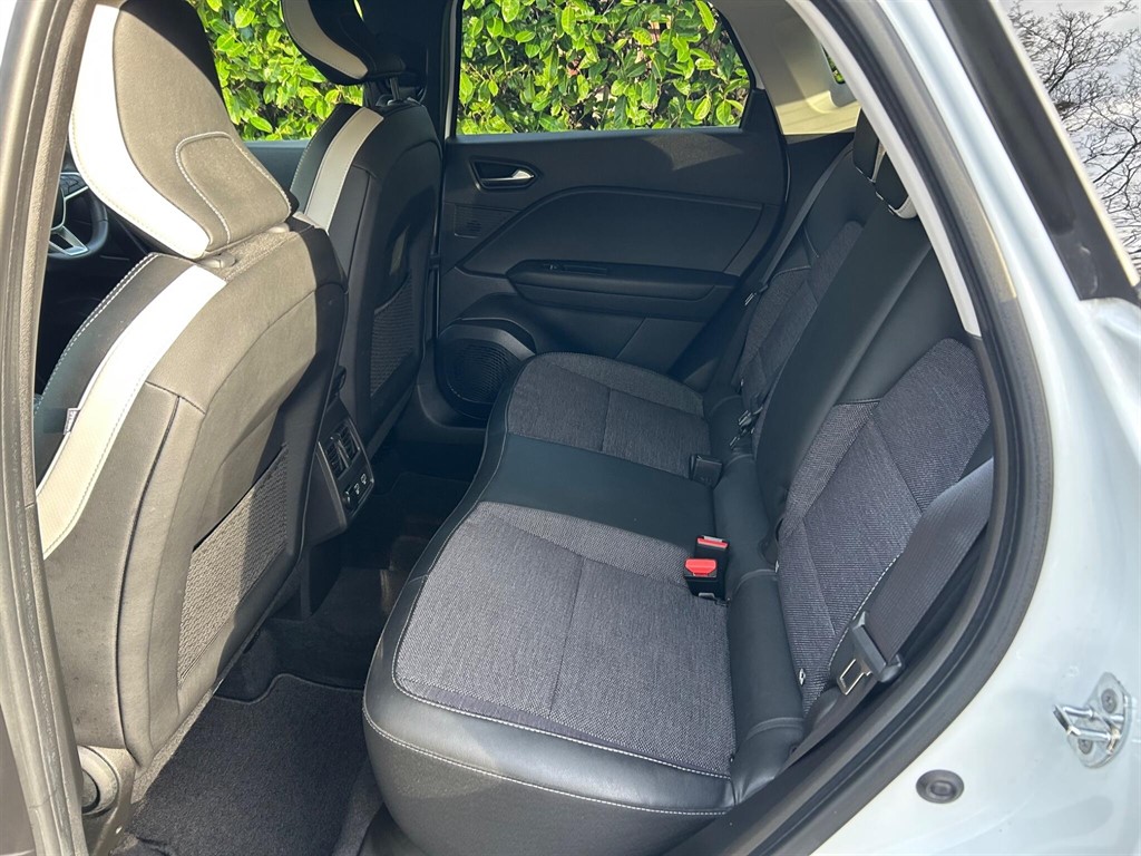 Used Renault Captur 2021 for sale - 77988848: Photo 27