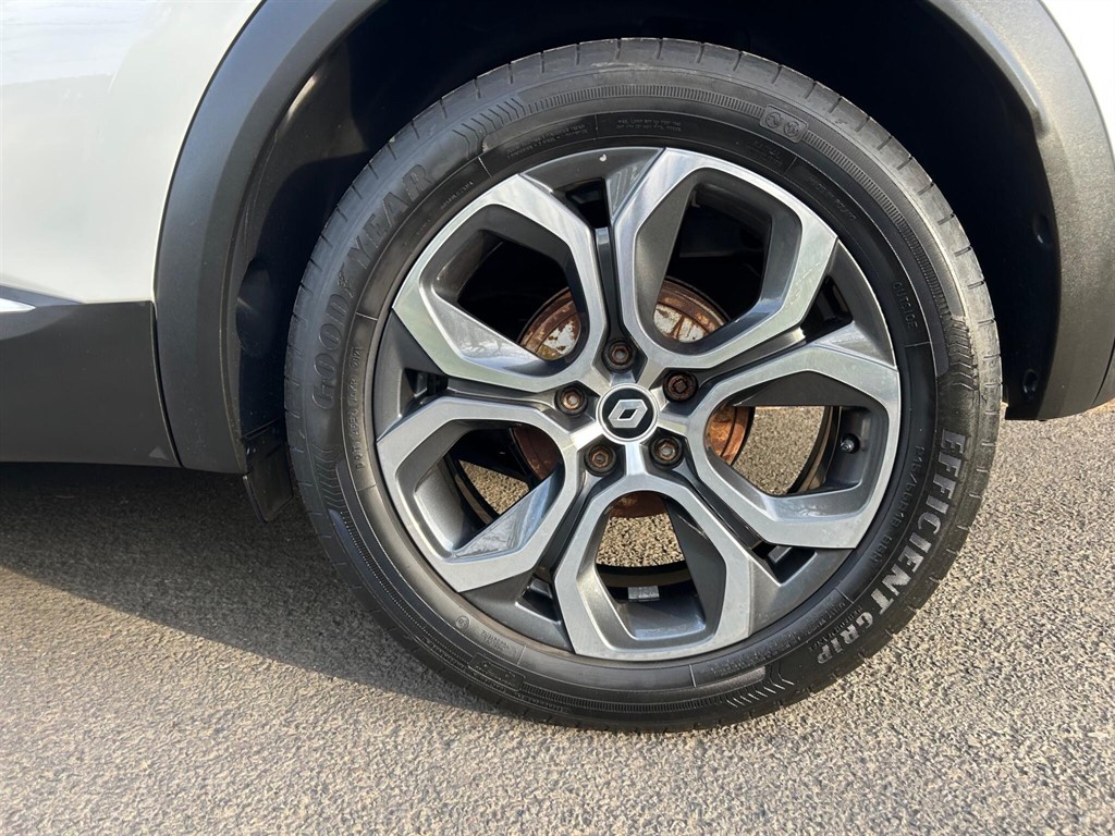 Used Renault Captur 2021 for sale - 77988848: Photo 32