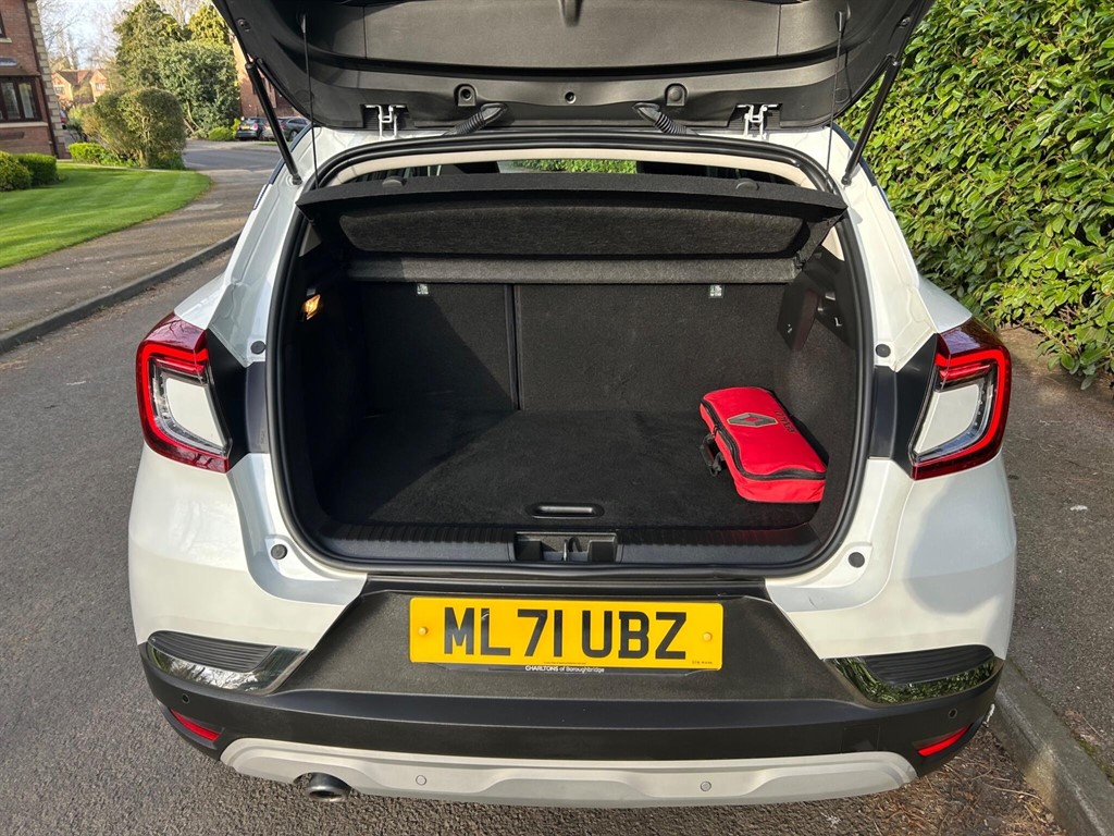 Used Renault Captur 2021 for sale - 77988848: Photo 33