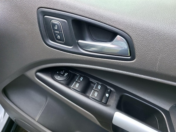 Used Ford Grand Tourneo Connect 2019 for sale - 76100083: Photo 17