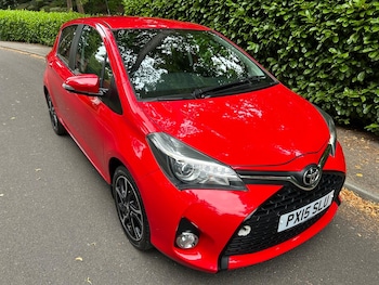Used Toyota Yaris 2015 for sale - 79254876: Photo