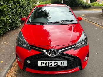 Used Toyota Yaris 2015 for sale - 79254876: Photo
