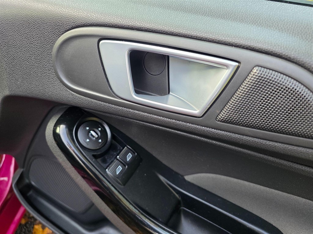 Used Ford Fiesta 2013 for sale - 76494170: Photo 18