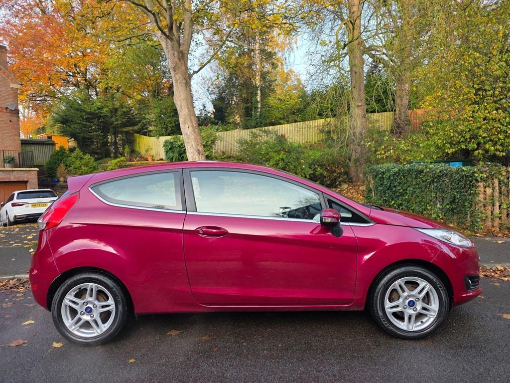 Used Ford Fiesta 2013 for sale - 76494170: Photo 2