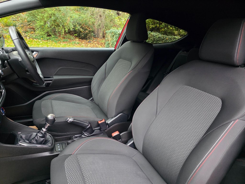 Used Ford Fiesta 2018 for sale - 76479997: Photo 30