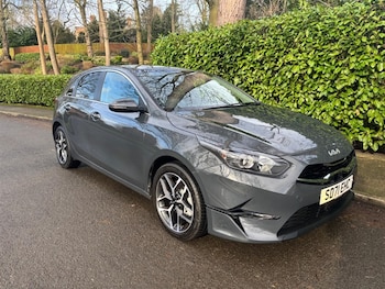 Used Kia Ceed 2022 for sale - 77640995: Photo