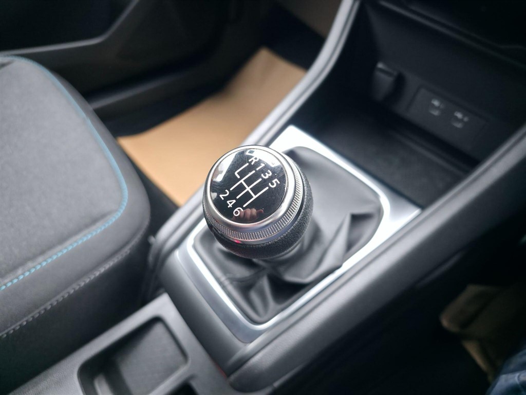 Used Renault Captur 2024 for sale - 77354042: Photo 12