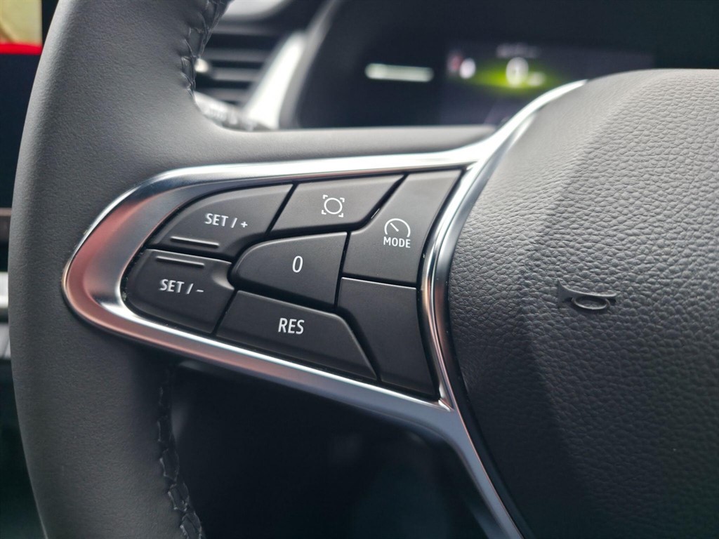 Used Renault Captur 2024 for sale - 77354042: Photo 19