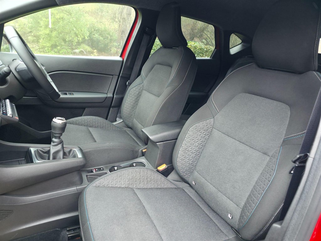 Used Renault Captur 2024 for sale - 77354042: Photo 31