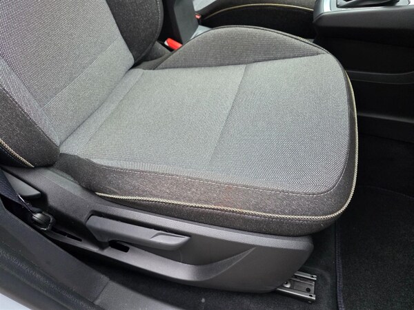 Used Renault Captur 2024 for sale - 76311424: Photo 31