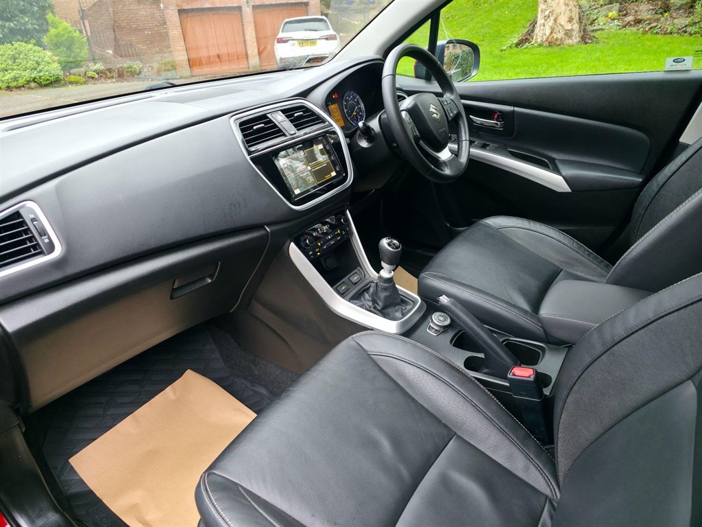 Used Suzuki SX4 S-Cross 2016 for sale - 76971623: Photo 35