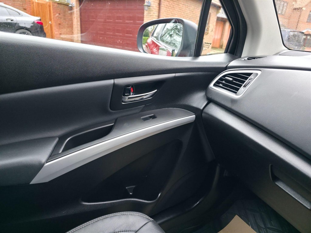 Used Suzuki SX4 S-Cross 2016 for sale - 76971623: Photo 36