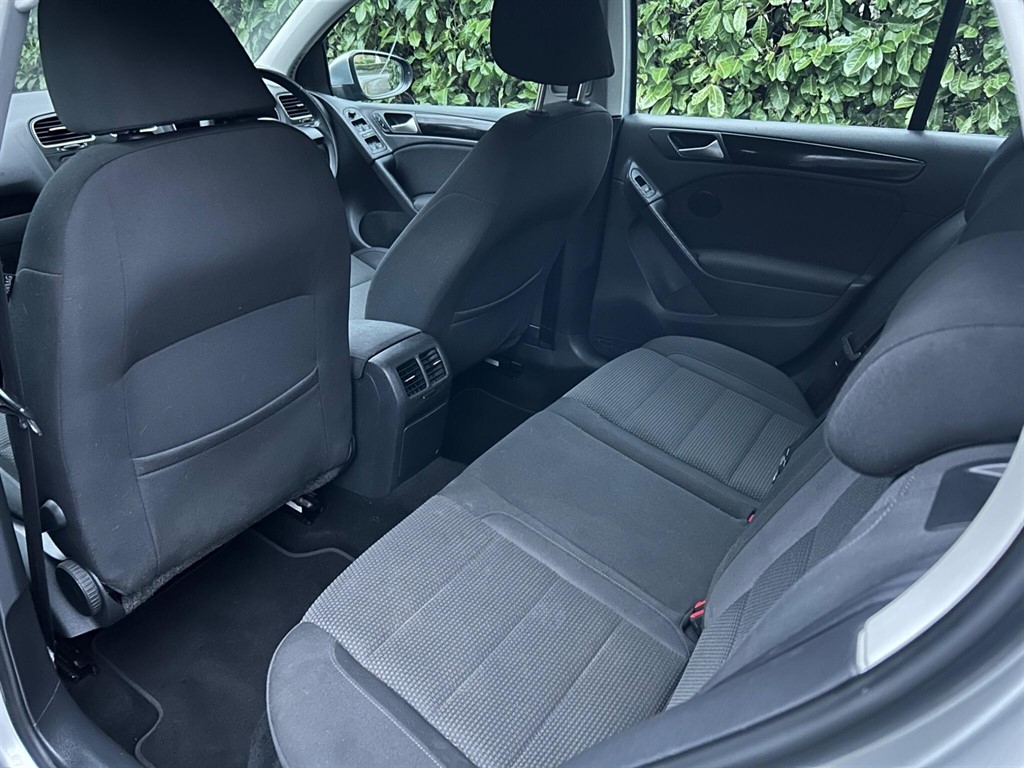 Used Volkswagen Golf 2009 for sale - 77414214: Photo 8