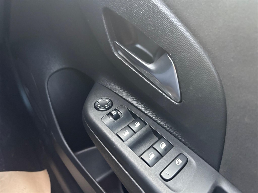 Used Vauxhall Corsa 2022 for sale - 76684531: Photo 34