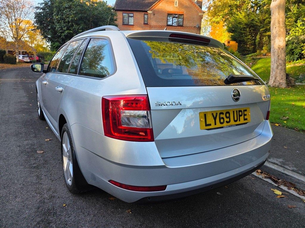 Used Skoda Octavia 2020 for sale - 76344211: Photo 4