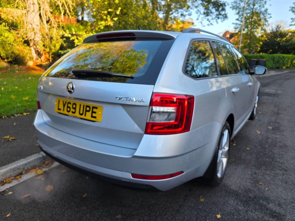 Used Skoda Octavia 2020 for sale - 76344211: Photo 9