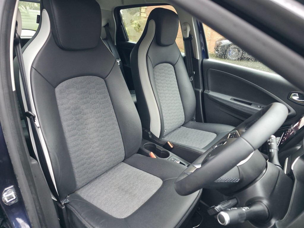 Used Renault Zoe 2021 for sale - 77462107: Photo 14