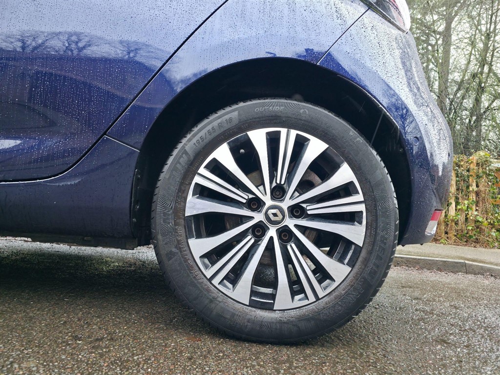 Used Renault Zoe 2021 for sale - 77462107: Photo 20