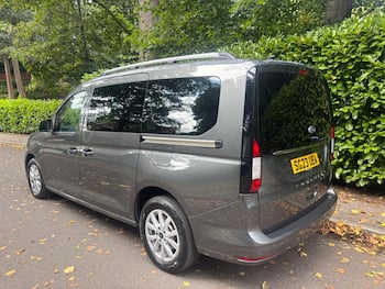 Used Ford Tourneo Connect 2023 for sale - 79623921: Photo