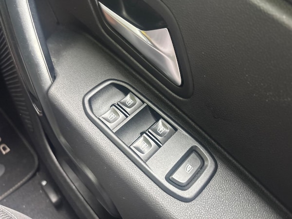 Used Dacia Duster 2018 for sale - 75571967: Photo 34