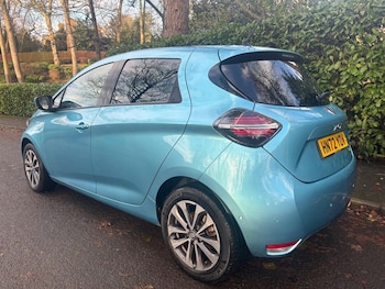 Used Renault Zoe 2022 for sale - 76862011: Photo