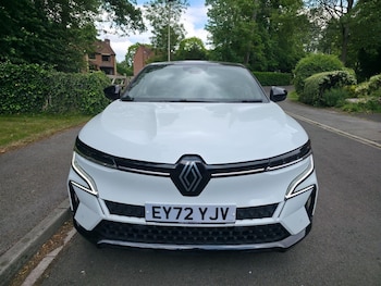 Used Renault Megane 2022 for sale - 75570521: Photo
