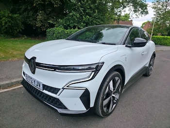 Used Renault Megane 2022 for sale - 75570521: Photo