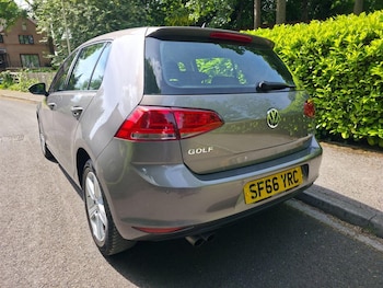 Used Volkswagen Golf 2016 for sale - 78678191: Photo