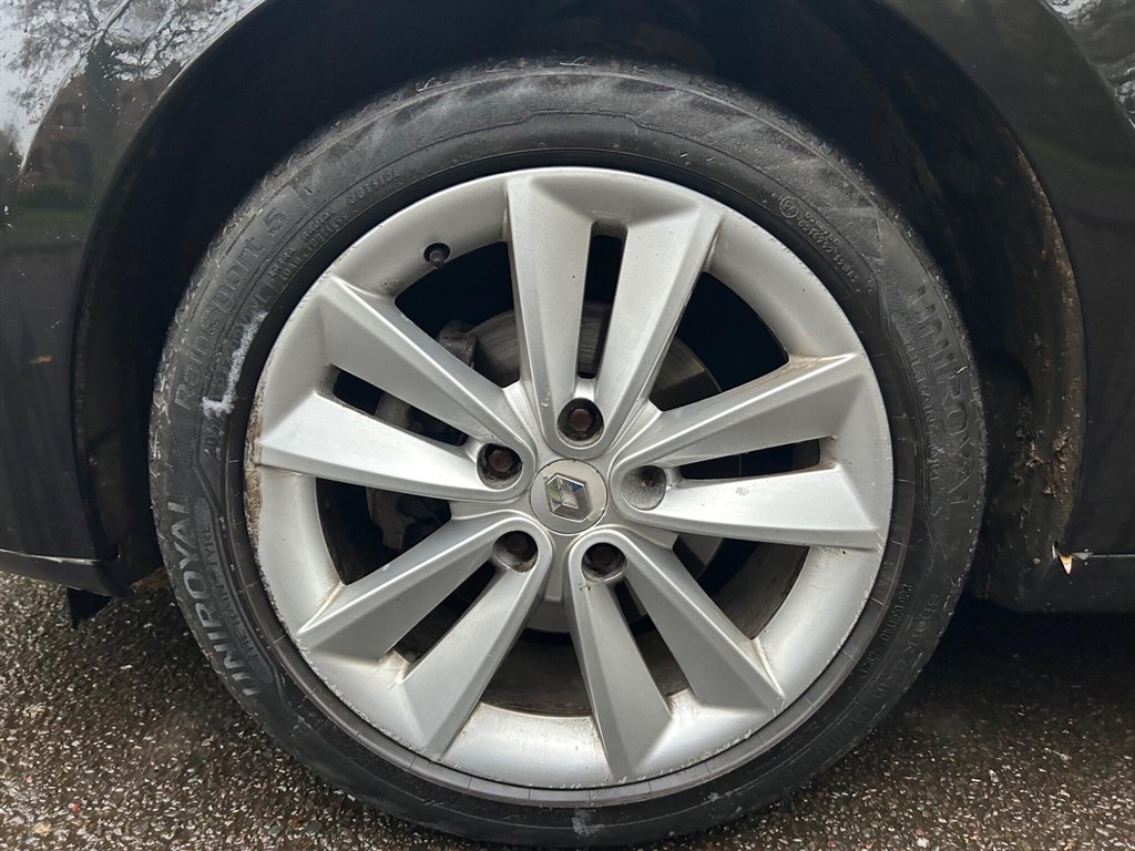 Used Renault Megane 2010 for sale - 76540195: Photo 24