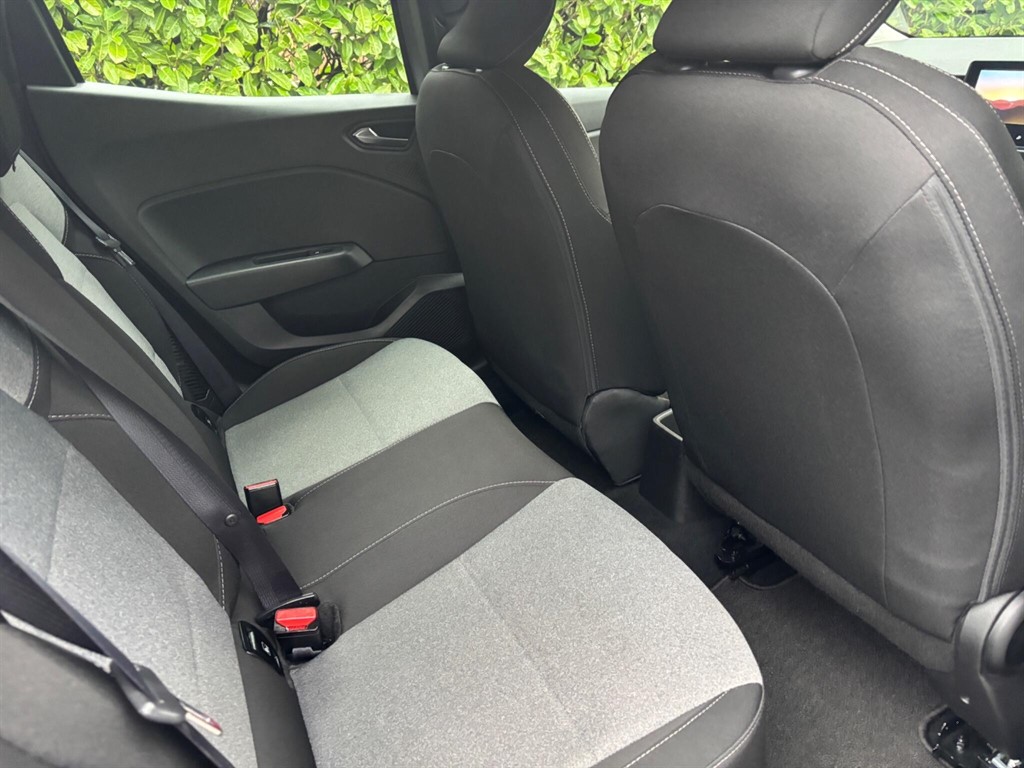 Used Renault Clio 2024 for sale - 77333455: Photo 14