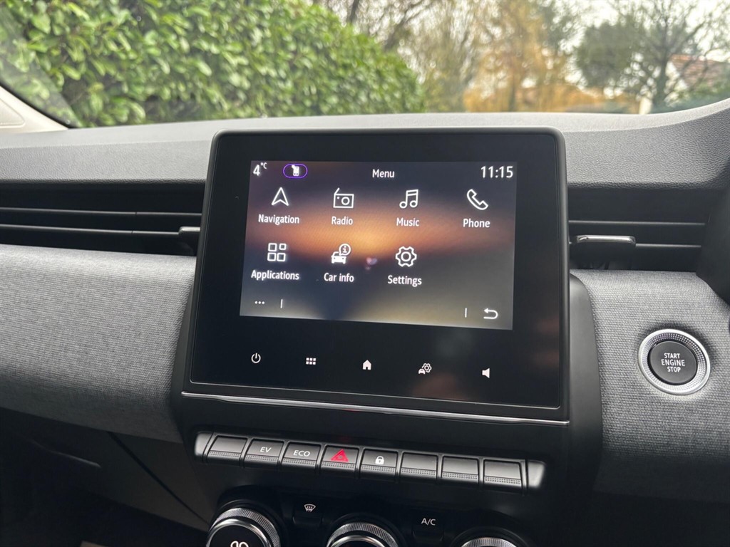 Used Renault Clio 2024 for sale - 77333455: Photo 31