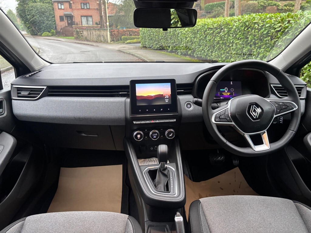 Used Renault Clio 2024 for sale - 77333455: Photo 9