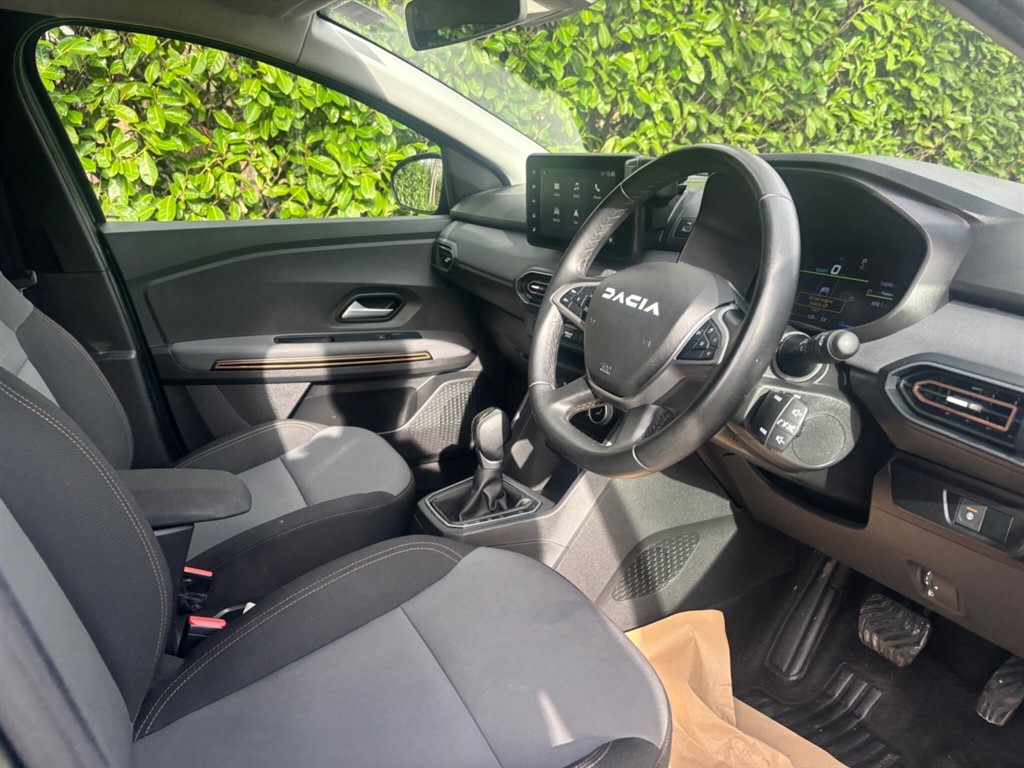 Used Dacia Jogger 2024 for sale - 77641052: Photo 27