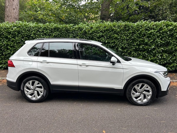 Used Volkswagen Tiguan 2023 for sale - 75776279: Photo 8