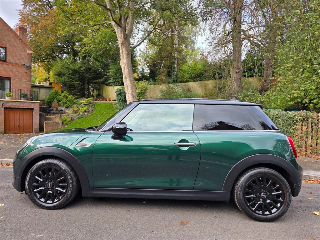 Used MINI Hatch 2018 for sale - 76355310: Photo 1