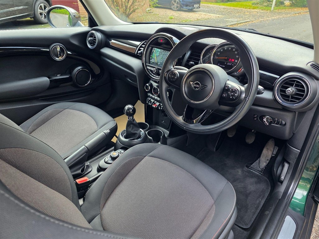 Used MINI Hatch 2018 for sale - 76355310: Photo 11