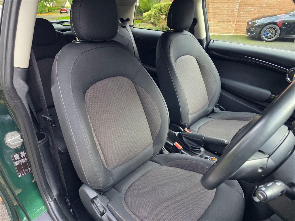 Used MINI Hatch 2018 for sale - 76355310: Photo 12