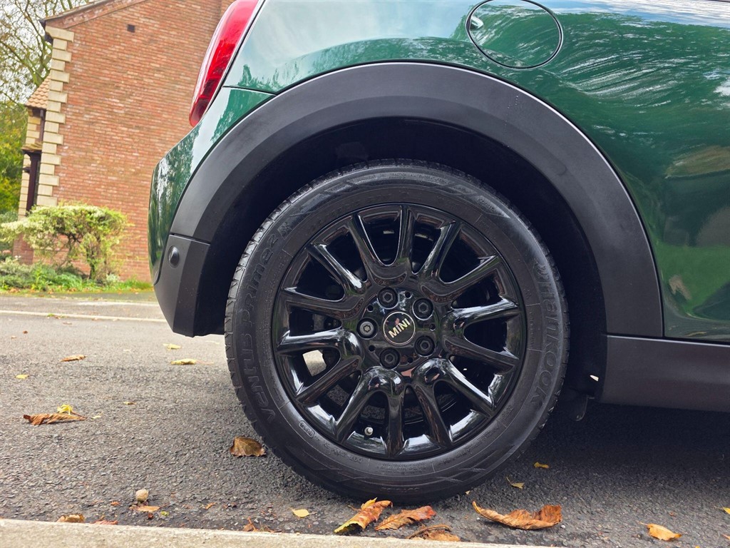 Used MINI Hatch 2018 for sale - 76355310: Photo 17
