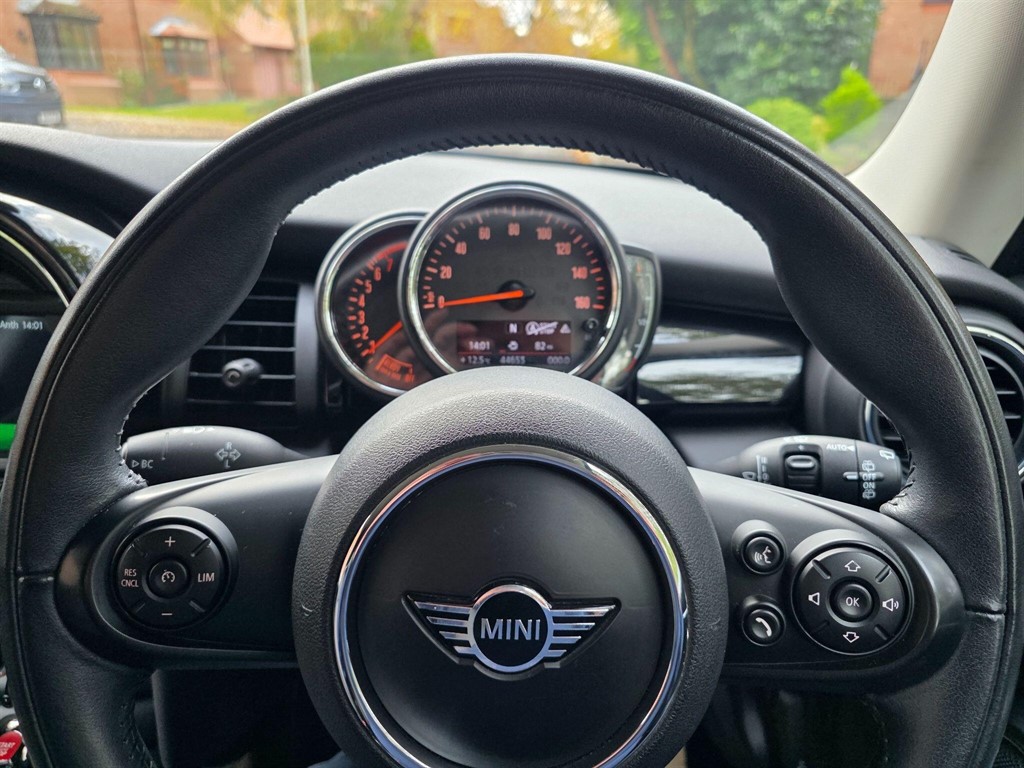 Used MINI Hatch 2018 for sale - 76355310: Photo 24