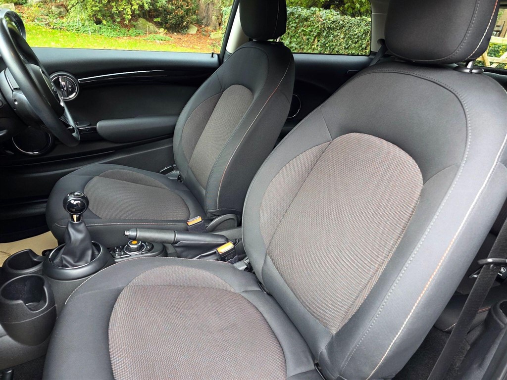 Used MINI Hatch 2018 for sale - 76355310: Photo 26