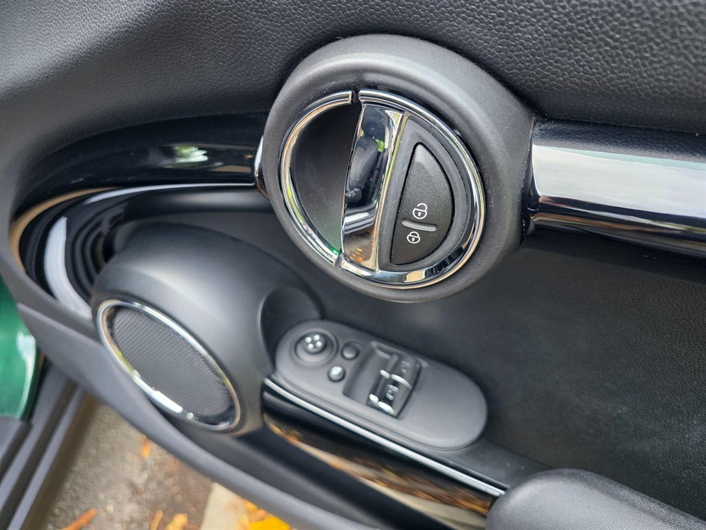 Used MINI Hatch 2018 for sale - 76355310: Photo 35