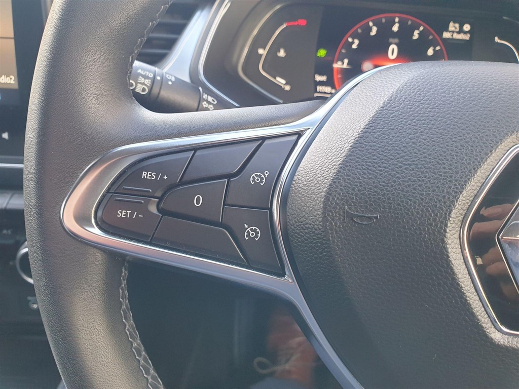 Used Renault Captur 2022 for sale - 76842388: Photo 15