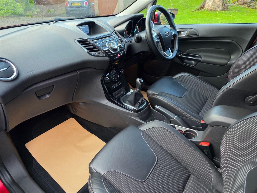 Used Ford Fiesta 2016 for sale - 76894974: Photo 15