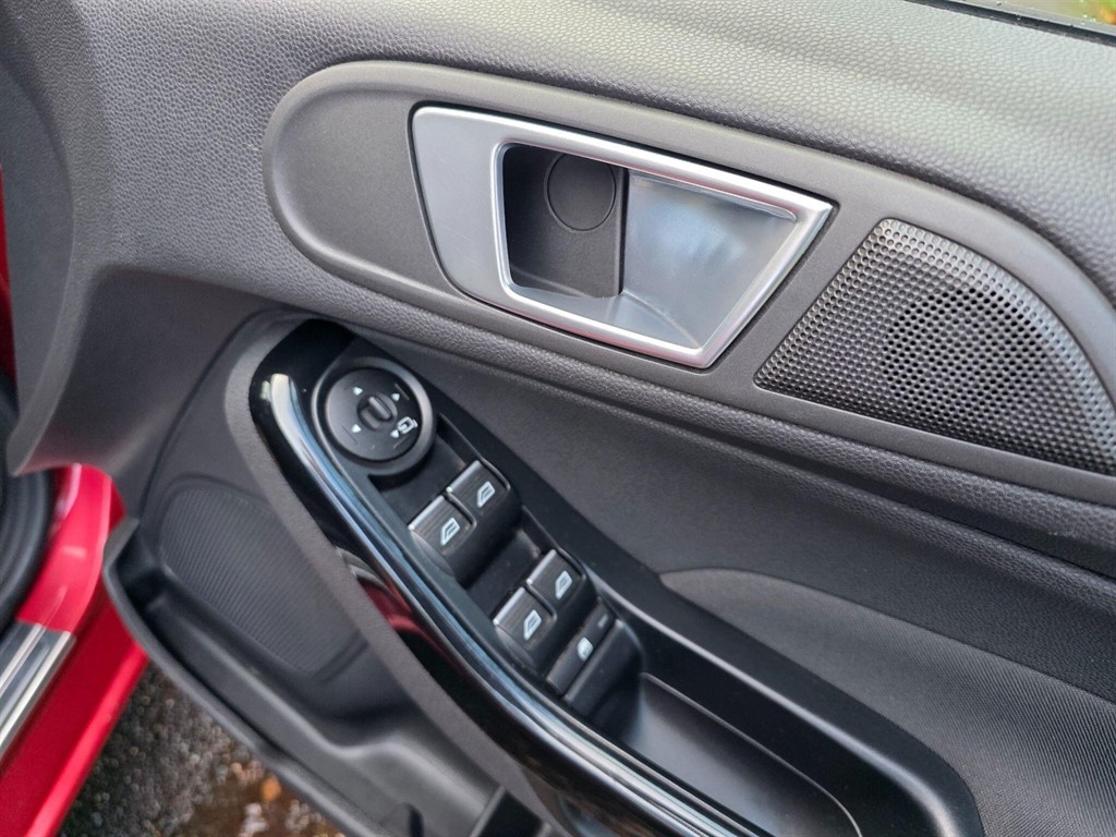 Used Ford Fiesta 2016 for sale - 76894974: Photo 21