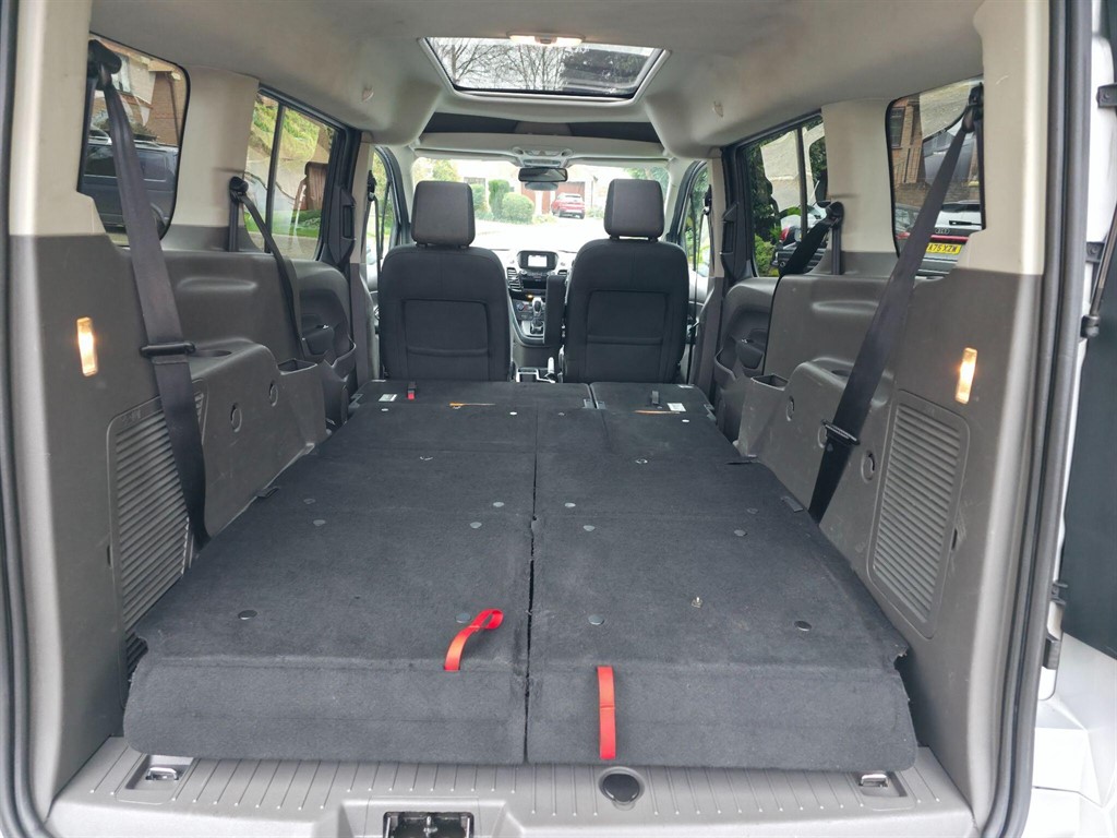 Used Ford Grand Tourneo Connect 2020 for sale - 77965548: Photo 35