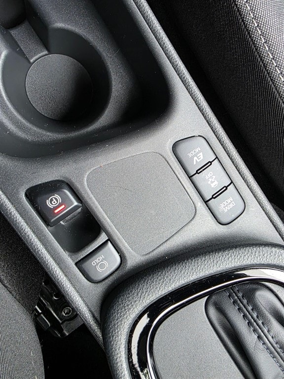 Used Toyota Yaris 2024 for sale - 76290159: Photo 18